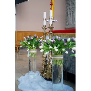 Wystrój kościołów do ceremonii ślubu - tulipany