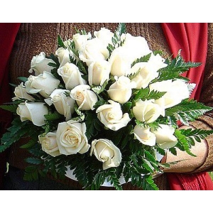 Wiązanka ślubna z białych róż. Kwiaciarnia w Starachowicach