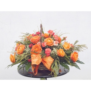 Koszyk pomarańczowych róż z dowozem. Starachowice