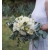 Wianek ślubny z białych i kremowych kwiatów